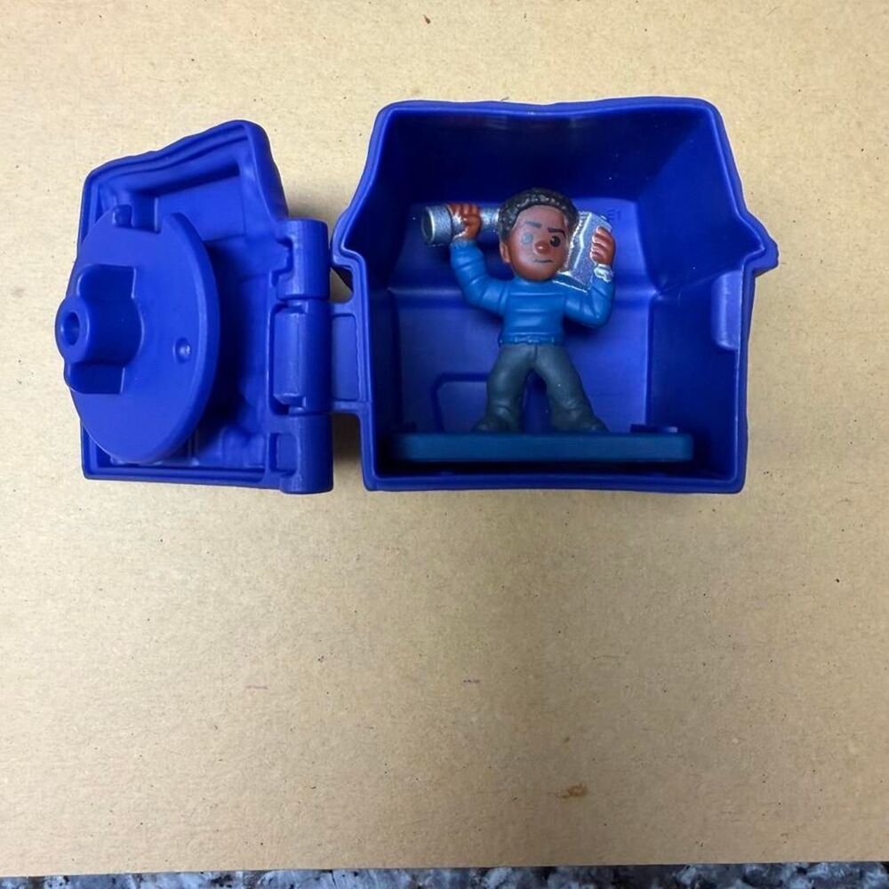 multi Action-figures-playsets - Picture 3 of 3